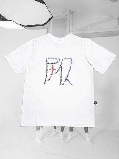 Nann, tee-shirt coton et plastique recyclés, A-Tee, devant sérigraphie